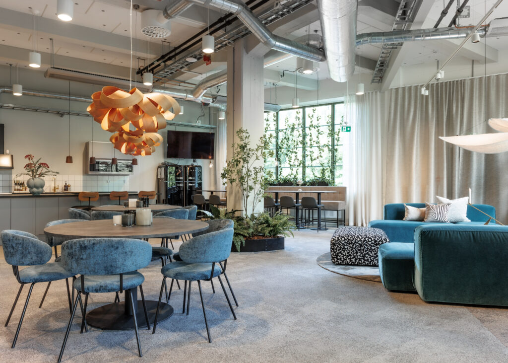 adgrowth lounge